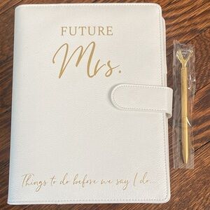 Future Mrs planning book